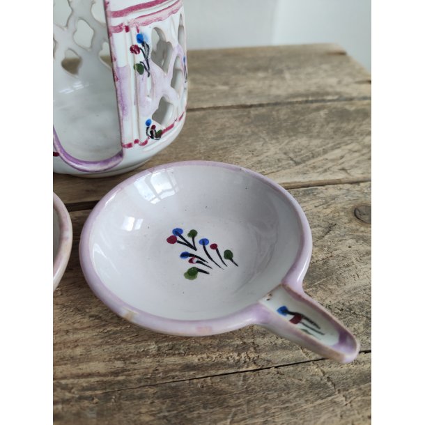 Sm� keramiksk�le / fyrfadsstager / saltkar