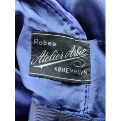 Kongebl� silkekjole fra 1950'erne