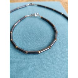 Halsk�de og armb�nd i h�matit, 1990erne