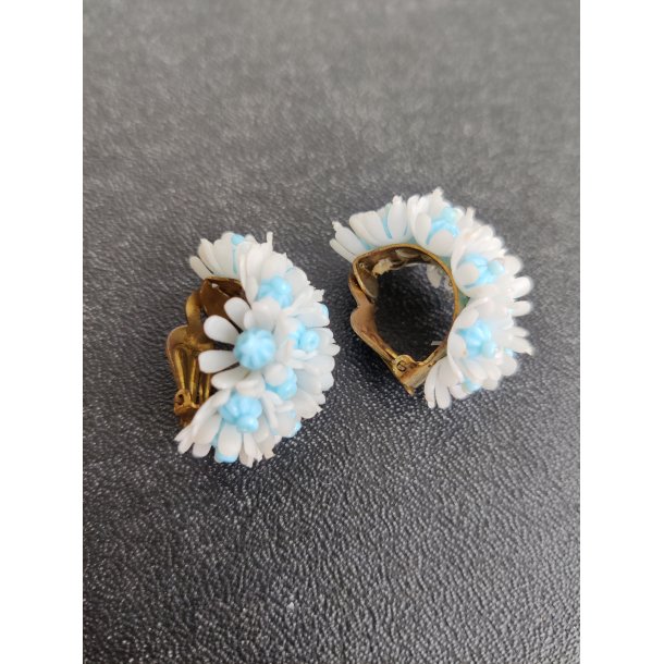 Yvonne blomster-�reklips fra 1960erne