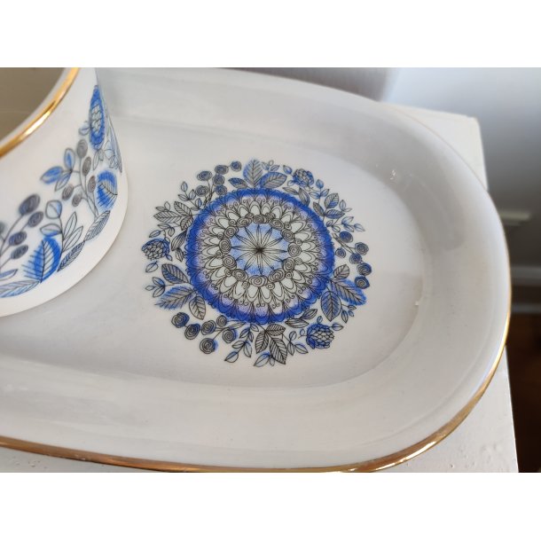 To solo-s�t kaffekop og undertallerken