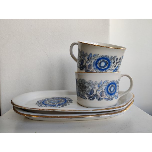 To solo-s�t kaffekop og undertallerken