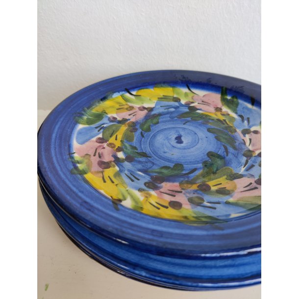 Fire h�ndmalede sidetallerkener