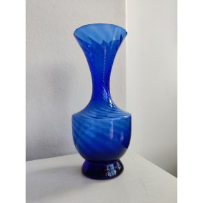 Lille smuk bl� glasvase