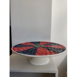 Kageopsats med hindb�r og bl�b�r dekoration