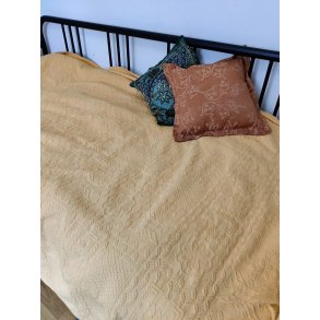 Gult senget�ppe til enkeltmandsseng