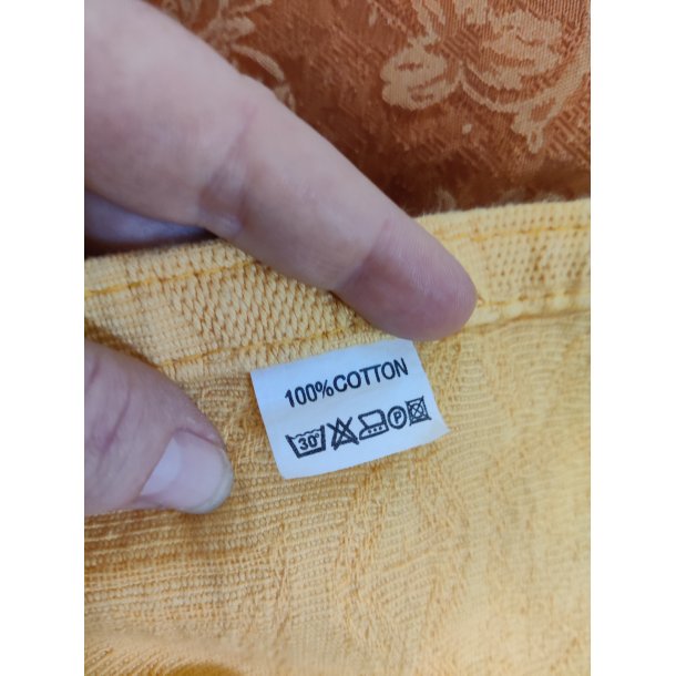 Gult senget�ppe til enkeltmandsseng