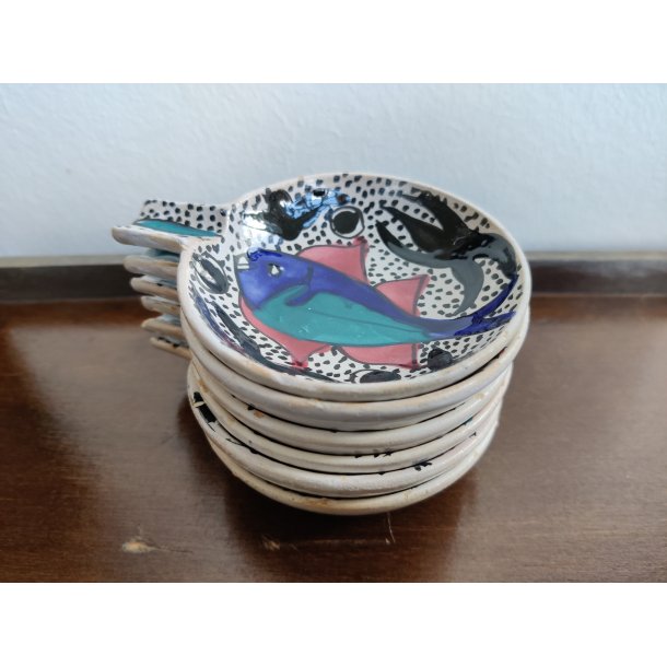 Seks sm� sk�le med fisk