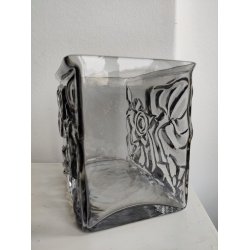 R�gfarvet stor glasvase SEA Glasbruk