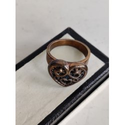 Finsk bronze ring med hjerte
