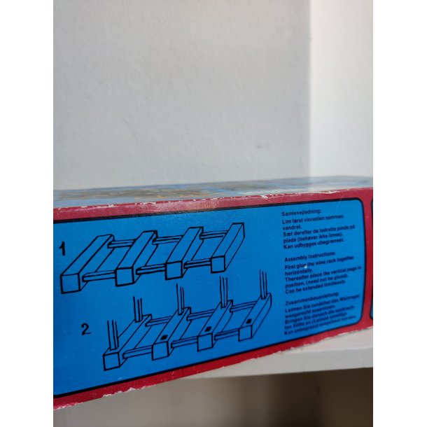 Vinreol til seks flasker fra 1970'erne, saml-selv
