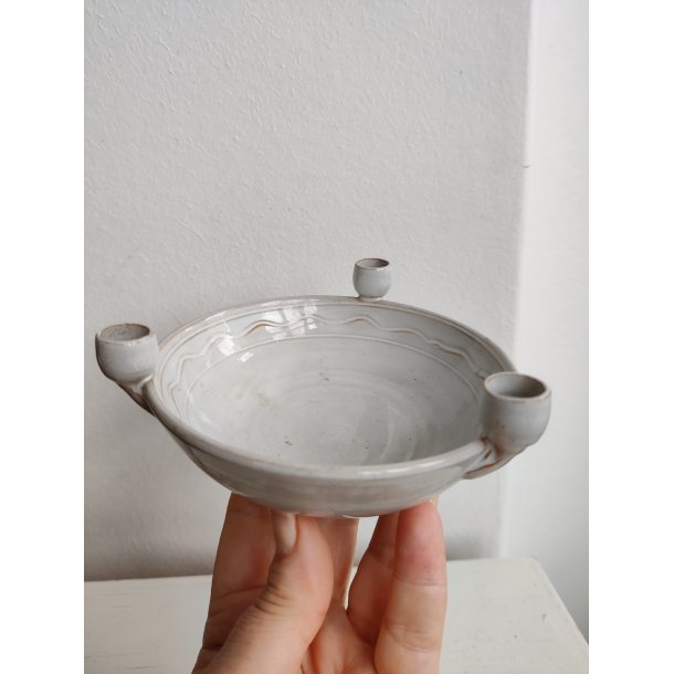 Keramiksk�l til tre kertelys