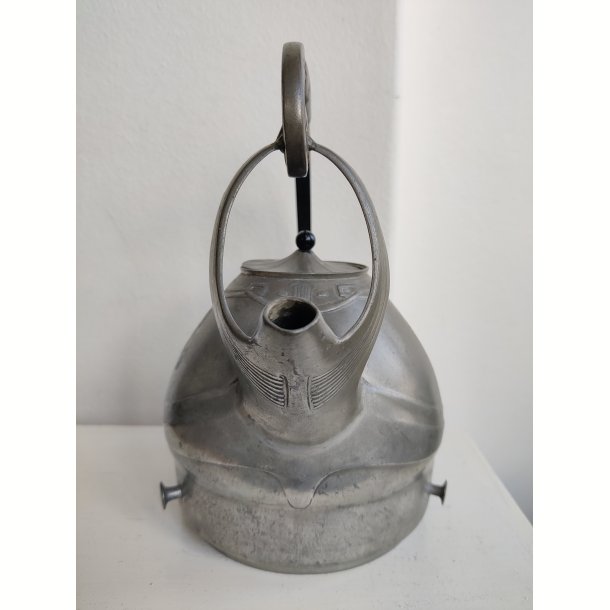 Art nouveau tekande / kedel i tin