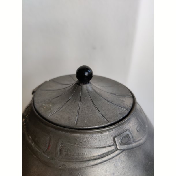 Art nouveau tekande / kedel i tin