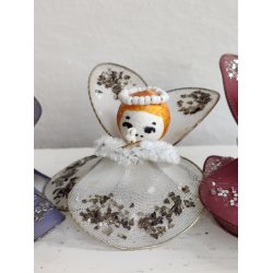 Fire engle af tr�d og glimmer