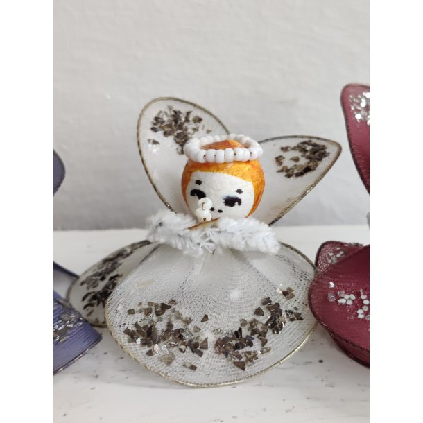 Fire engle af tr�d og glimmer