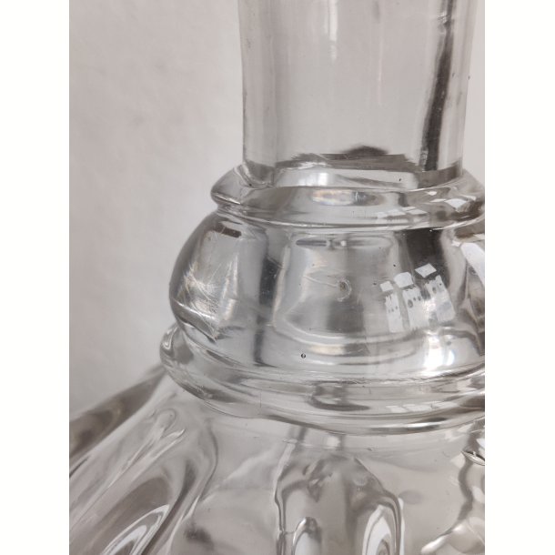 Antik flaske, m�l til whisky