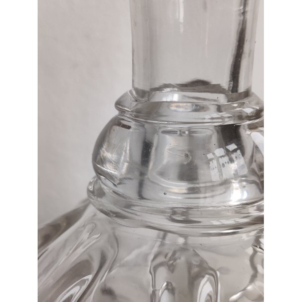 Antik flaske, m�l til whisky