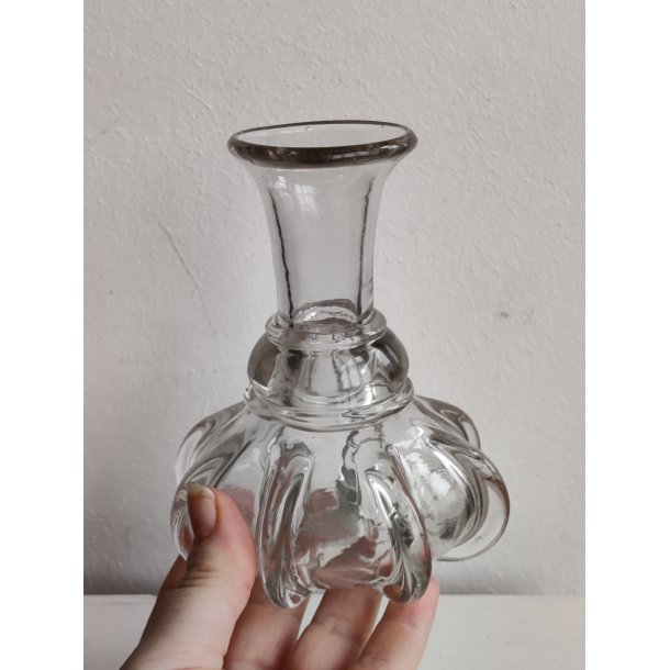 Antik flaske, m�l til whisky