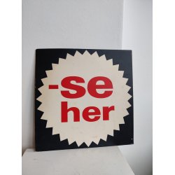 Se her! Gammelt butiksskilt af pap