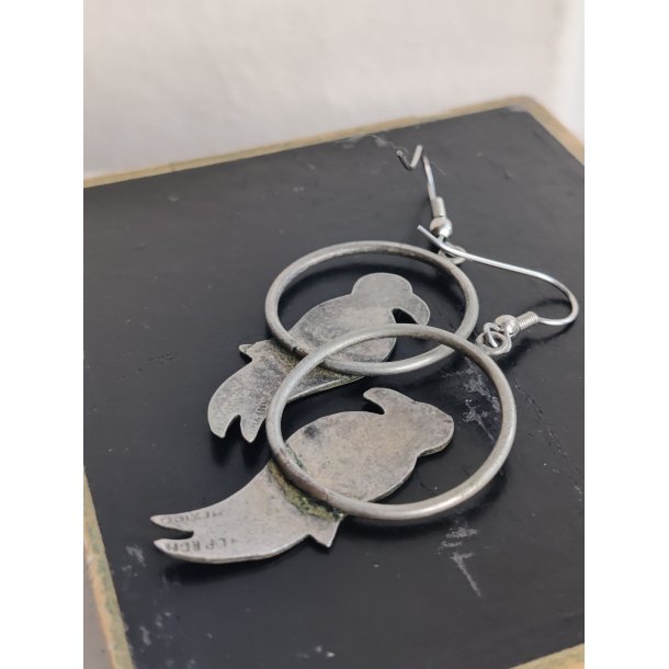 Vintage papeg�je �reringe i alpaca s�lv