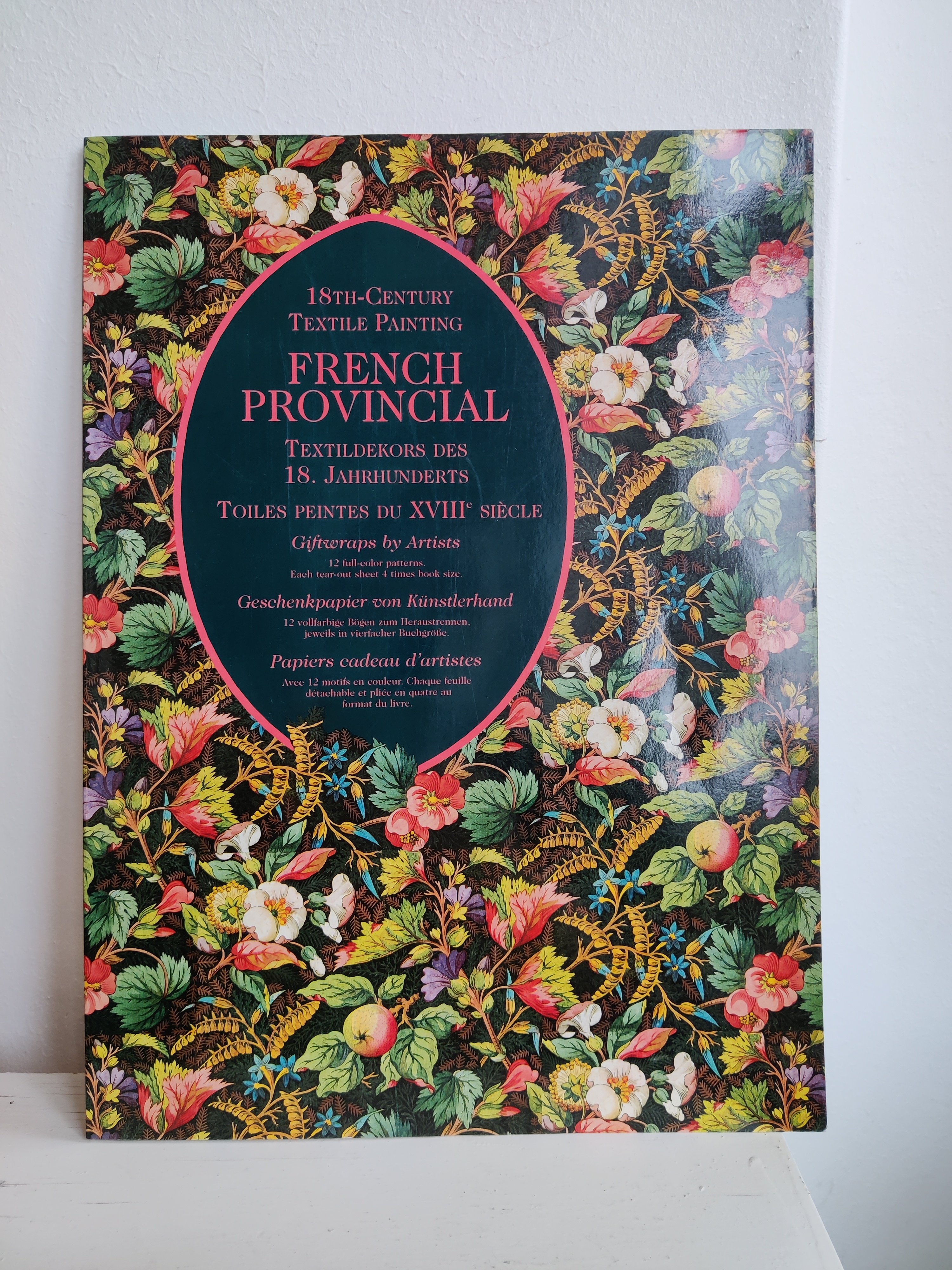 12 stk gavepapir i mappe med franske Alsace-motiver
