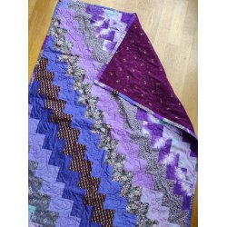 Quiltet vintage patchwork b�rnet�ppe, lilla nuancer