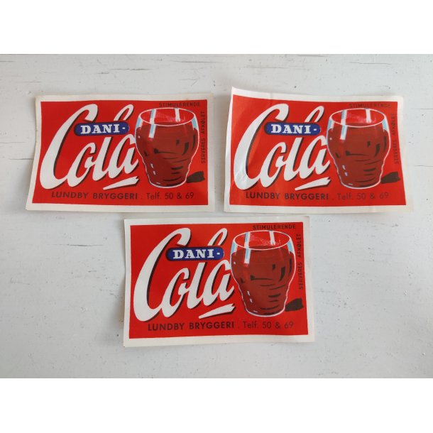 Gamle sodavandsetiketter DANI Cola