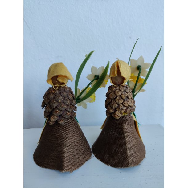 2 s�de retro p�skepiger, koglefigurer