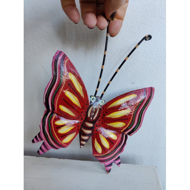 Stor sommerfugl i metal, h�ndmalet