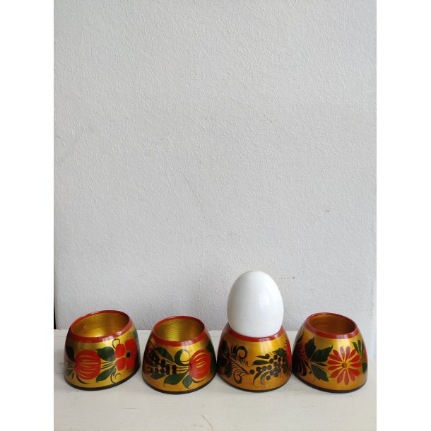 4 gyldne russiske �ggeb�gre
