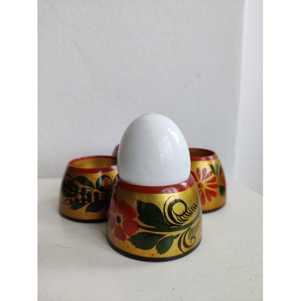 4 gyldne russiske �ggeb�gre