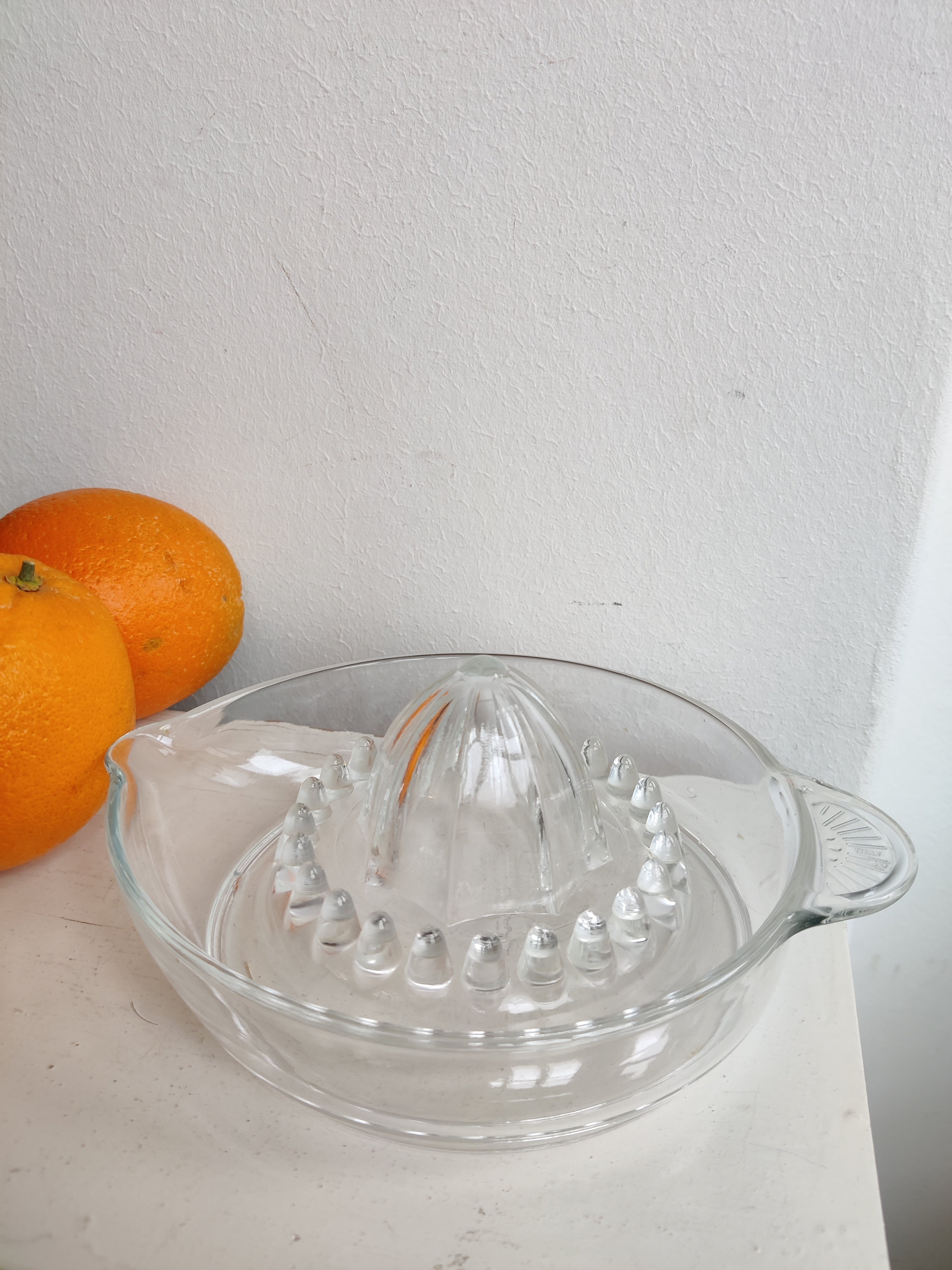 Appelsinpresser i glas, italien
