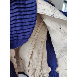 Antik lilla overdel/kjoleliv fra ca. 1890-1910