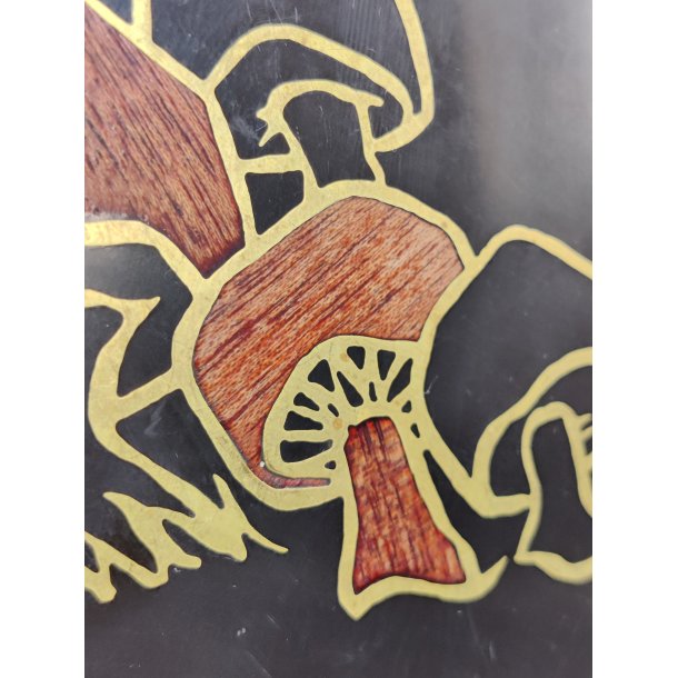 Couroc drinks-bakke fra 1950'erne, indlagt tr� og messing