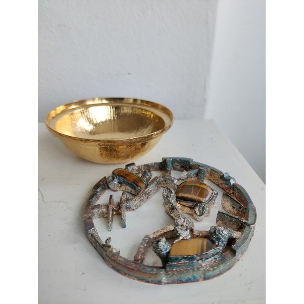 Modernistisk potpourrisk�l, 1960-1970, fors�lvet med tiger�je