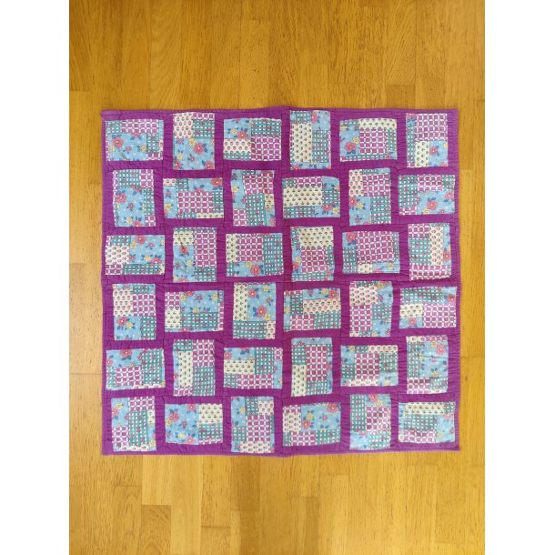 Vintage patchwork babyt�ppe