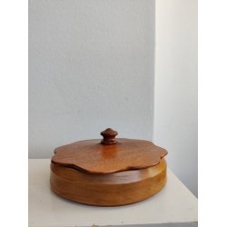 Rundt tr�skrin med r�dt fl�jl