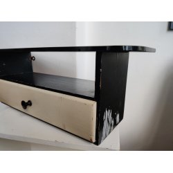 Sort glashylde med skuffe, 1950'erne