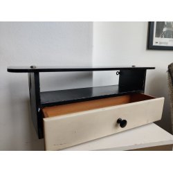 Sort glashylde med skuffe, 1950'erne