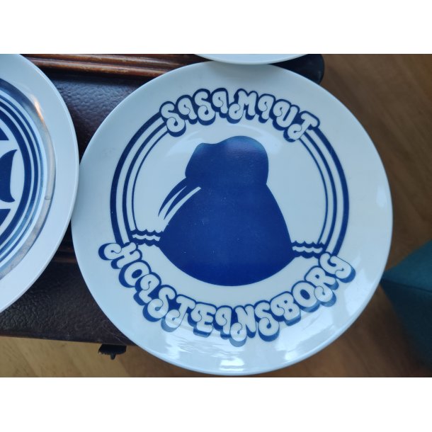 Tallerkener med gr�nlandske bynavne, 1980erne