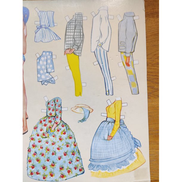 Christel teenager p�kl�dningsdukker, genoptryk p� k�mpe ark