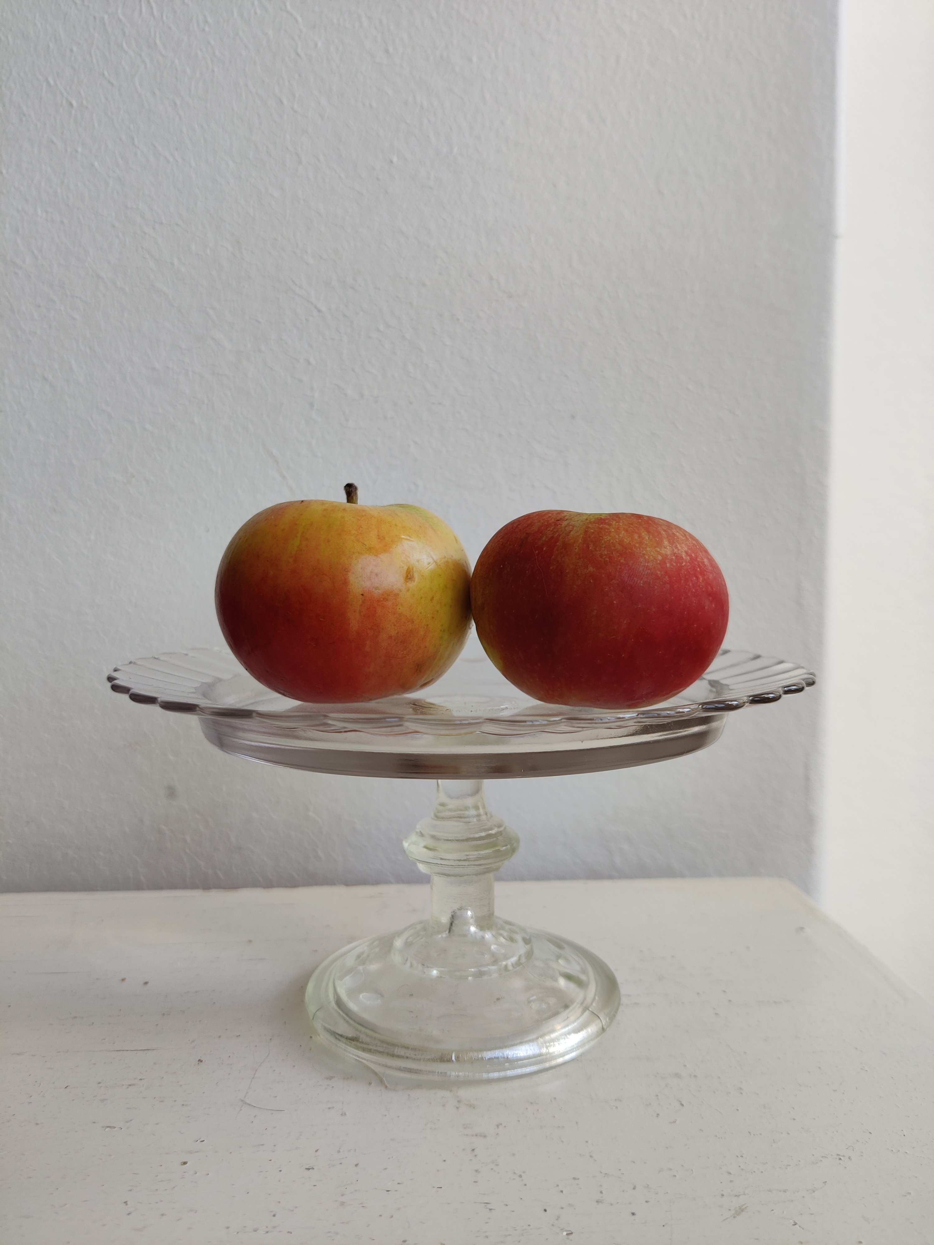 ldre lille opsats i presset glas