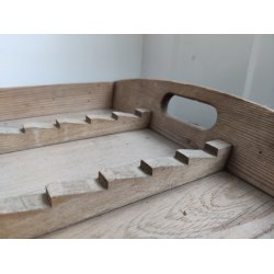 Stor dekorativ vintage tr�bakke 