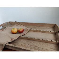 Stor dekorativ vintage tr�bakke 