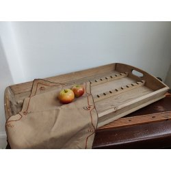 Stor dekorativ vintage tr�bakke 