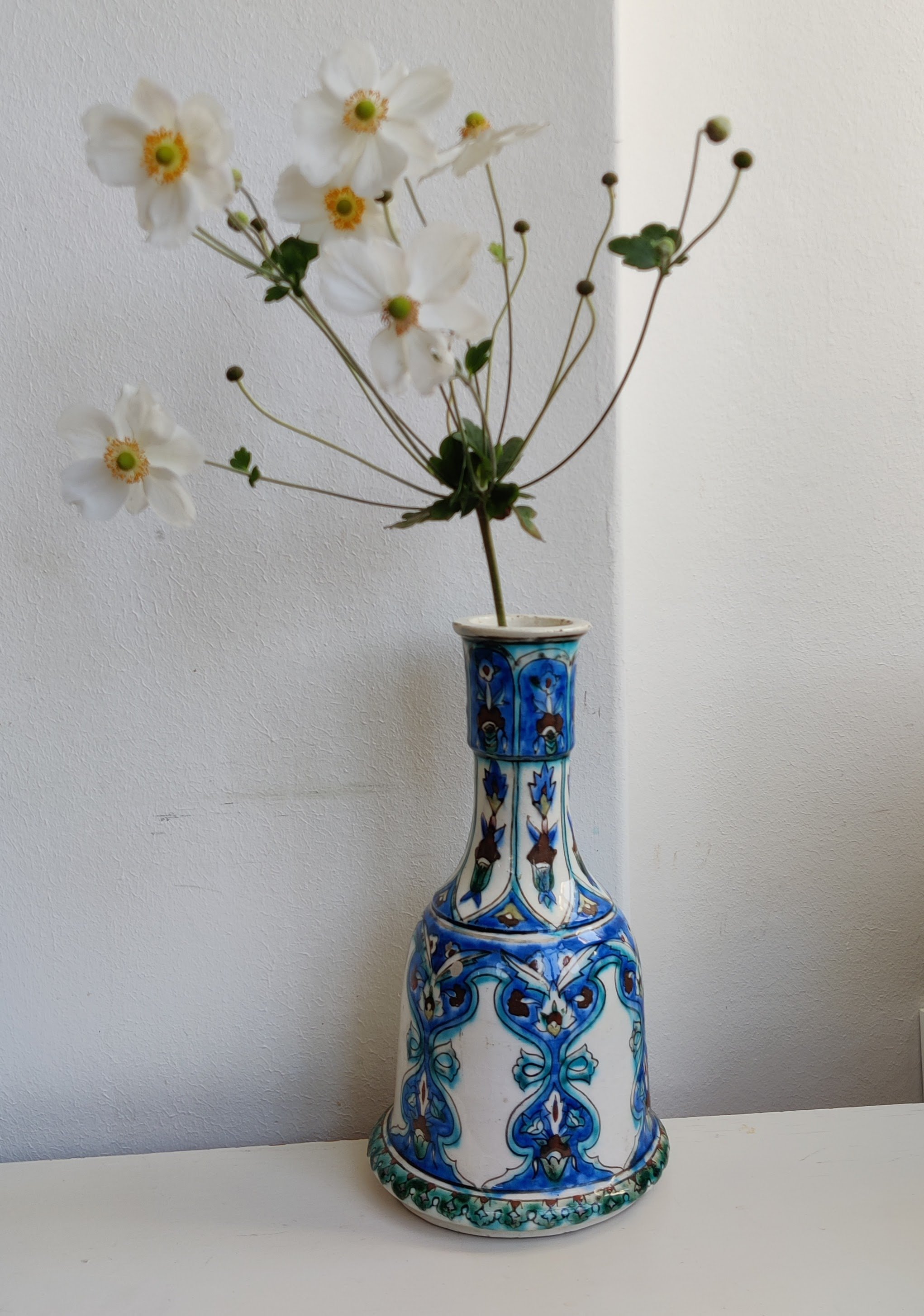 Antik persisk fajance vase