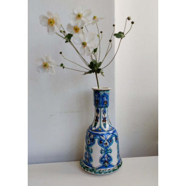 Antik persisk fajance vase