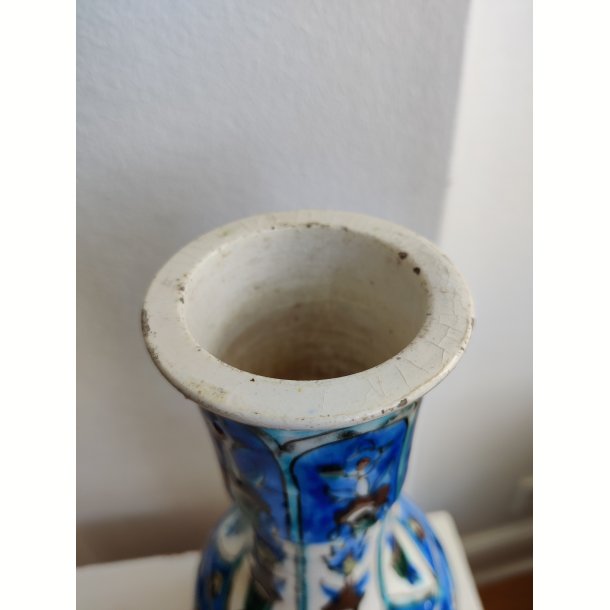 Antik persisk fajance vase