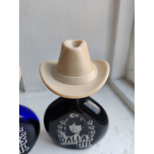Dallas Oil: JR Ewing og Sue Ellen miniatureflasker 1982